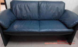Кожаный диван-лавсит