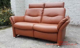 Кожаный двухместный диван реклайнер