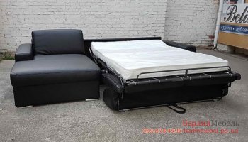 Кожаный  раскладной угловой диван 