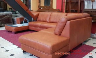 П-образный кожаный диван