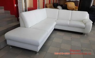 Модерновый кожаный угловой диван