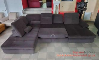 Большой замшевый п-образный диван