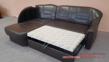 Кожаный угловой диван