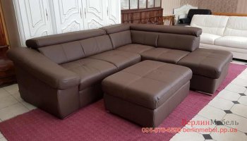 Кожаный угловой диван с пуфом