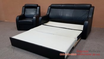 Раскладной кожаный диван