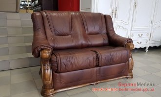 Классический кожаный диван 