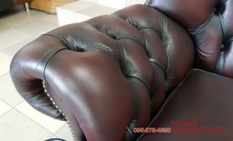 Кожаный диван в стиле CHESTERFIELD