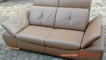 Двухместный кожаный релакс диванчик
