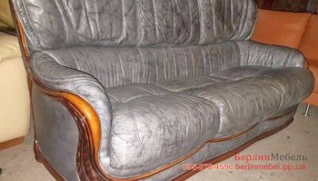 Классический трехместный кожаный диван