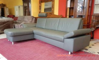 Угловой диван с подставным пуфом