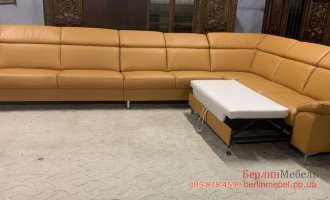 Большой фирменный раскладной диван 