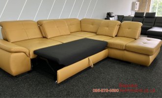 Шкіряний кутовий розкладний диван