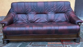 Раскладной кожаный диван на дубовом каркасе