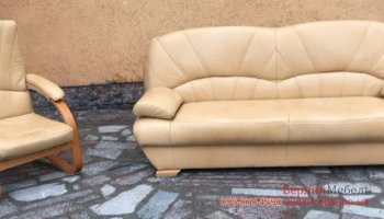 Раскладной  кожаный диван с креслом