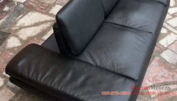 Раскладной кожаный диван спальник
