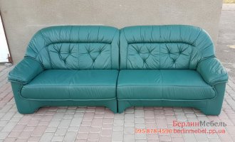 Четырехместный кожаный диван
