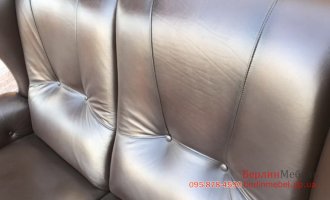 Двухместный кожаный диван честерфилд