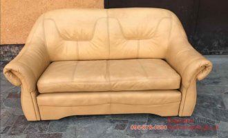 Раскладной кожаный диван 