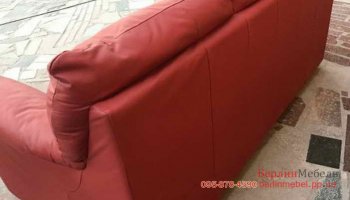 Раскладной трехместный кожаный диван